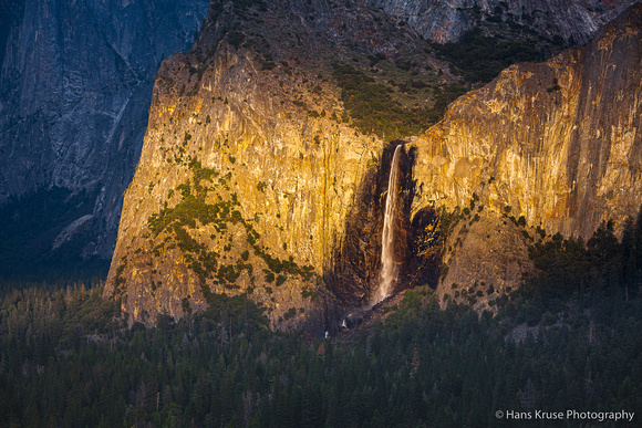 Tunnel view and Bridalveil Falls