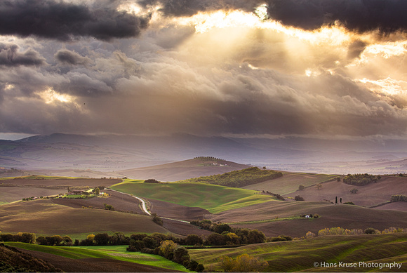 Drama in Val d'Orcia, Tuscany